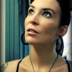 Meet your Posher, Mia